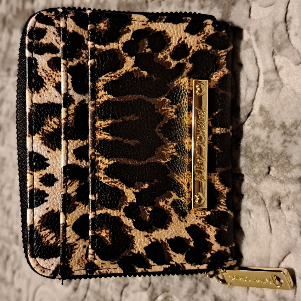 Betsy Johnson | Cheetah print compact wallet.
